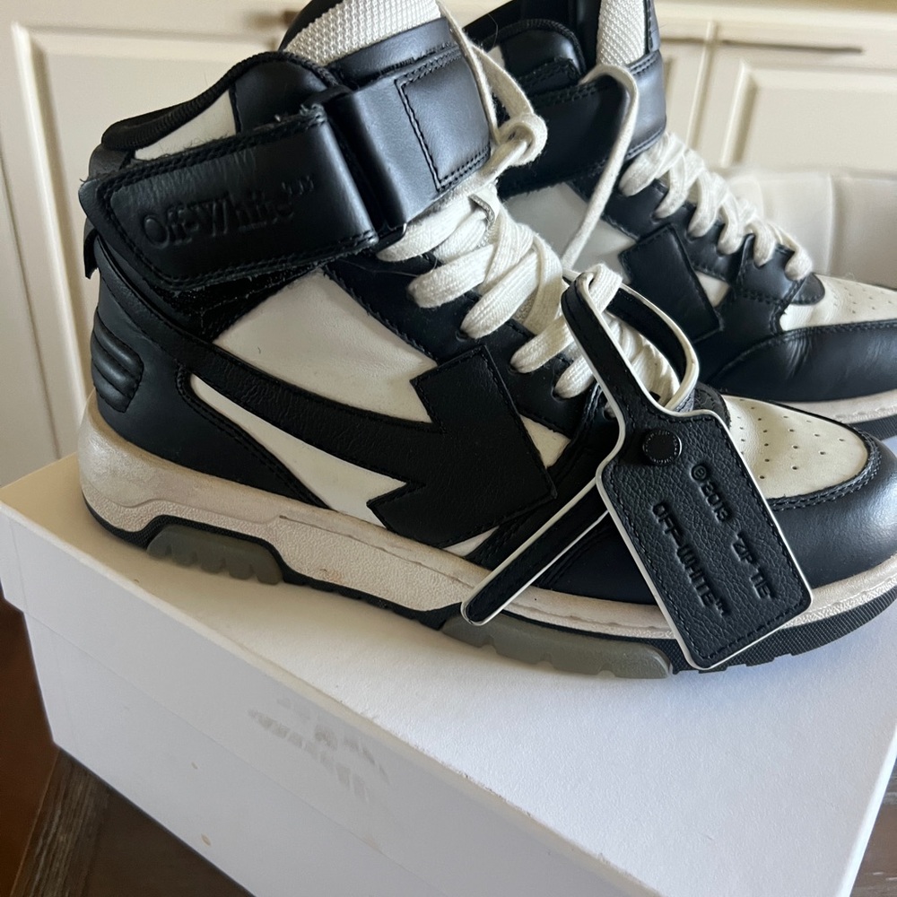 Off-White Out-of-Office Black and White High-Top Sneakers sz 37